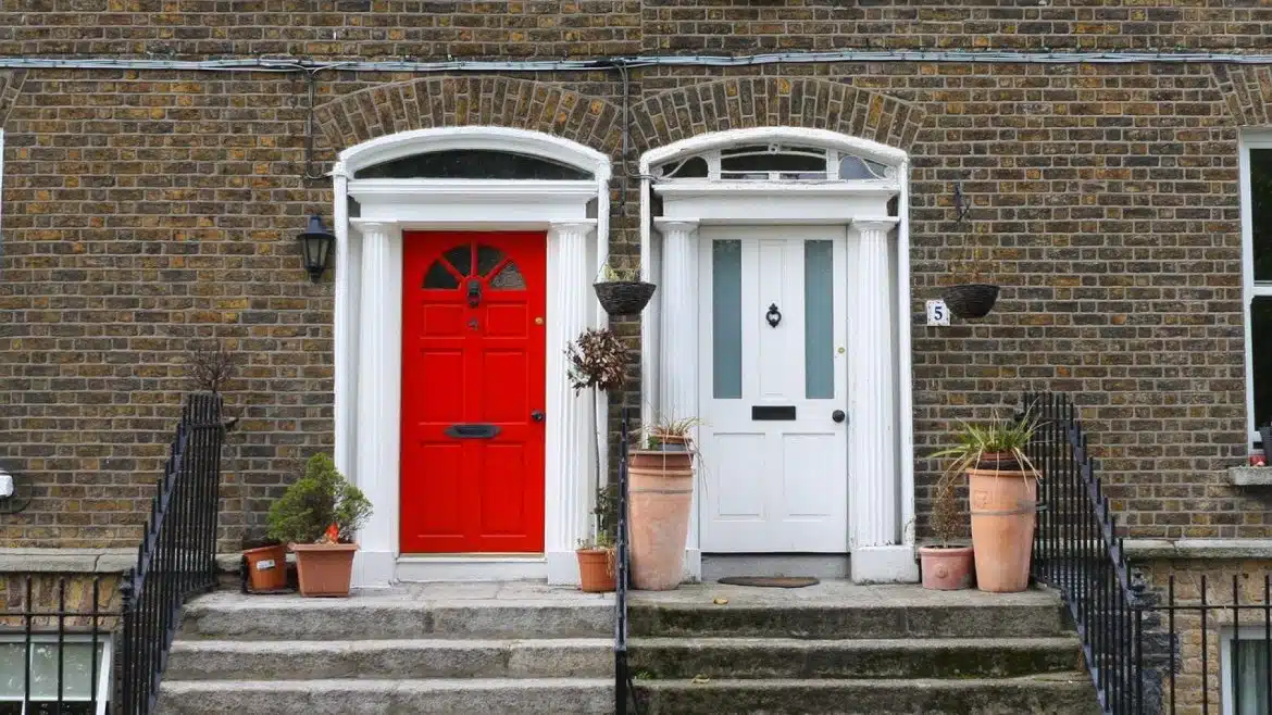 Comment choisir la bonne porte d'entrée pour votre maison à Vernon ?
