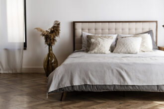 Tête de lit 160 cm : comment bien choisir selon son style et sa configuration ?